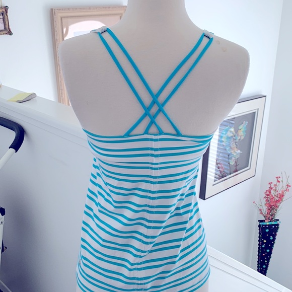 Lululemon VINTAGE (2013) Free To Be Tank Top - Picture 3 of 11